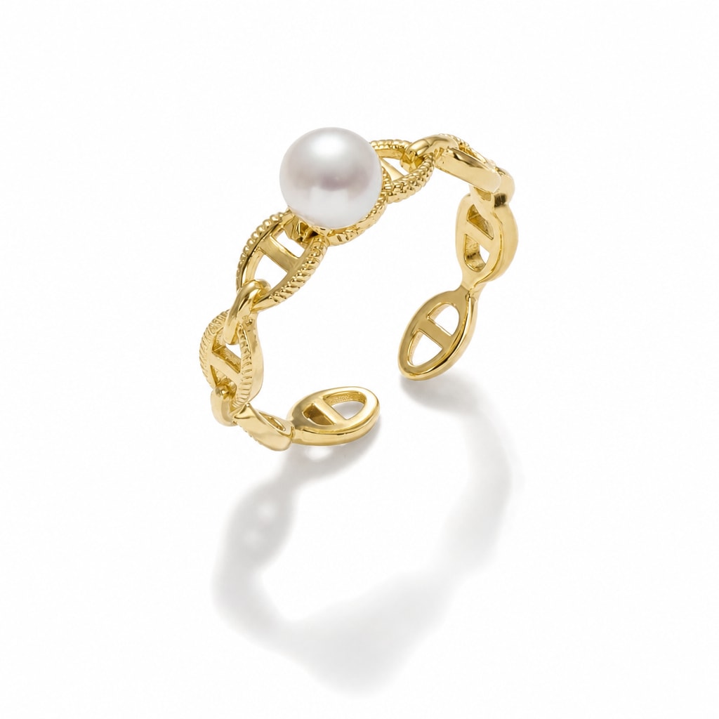 Maia mariner link pearl ring in gold-plated sterling silver on white background