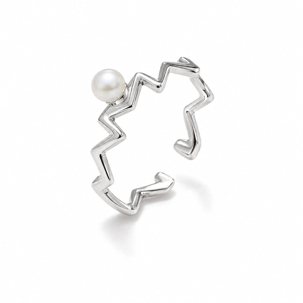 Tamsin zigzag band pearl ring in gold-plated sterling silver on white background - second finish