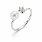 Una crown and pearl open ring in gold-plated sterling silver on white background - second finish